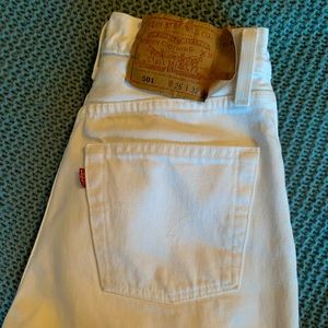 white vintage 501 Levi’s